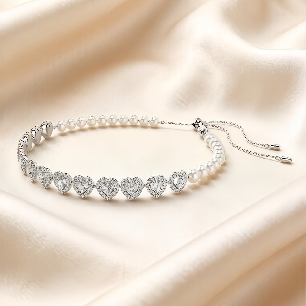 Brand new Swarovski Ariana Grande x heart-shaped necklace with heart-shaped pear - Picture 2 of 5